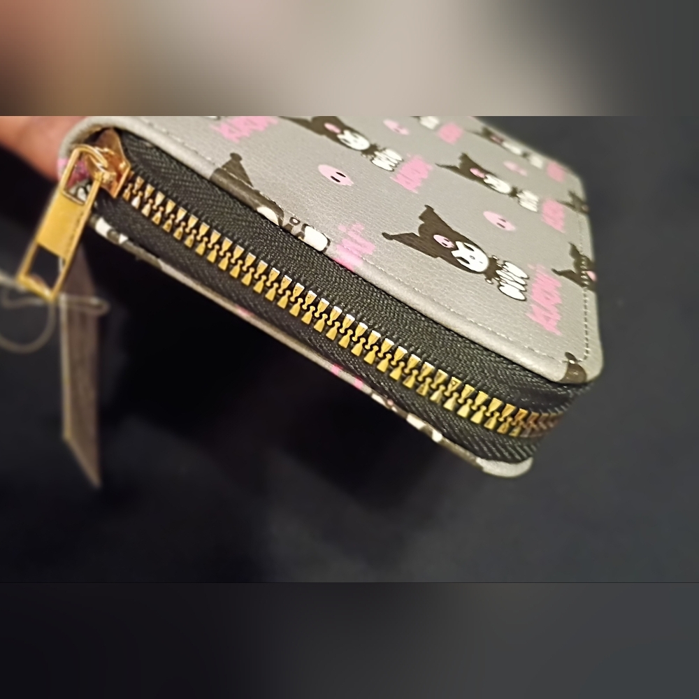 Sanrio Kuromi Zip Around Long Wallet Gray Pink Skull Pattern NWT - Picture 4 of 6